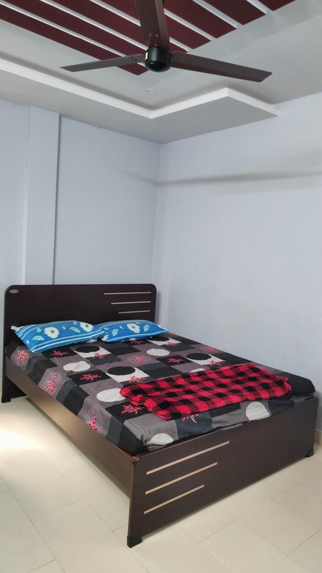 Guru Datta Residency Pithapuram Exterior photo